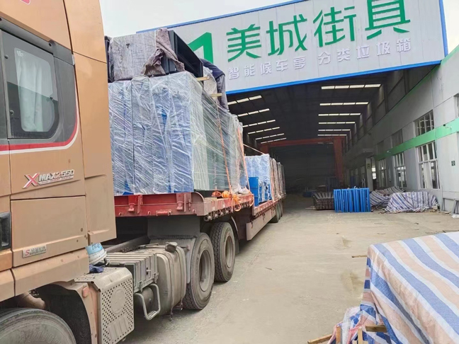 公（gōng）交車候車亭發貨圖
