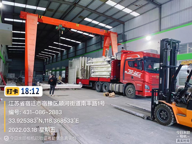 新疆公交候車（chē）亭發貨圖
