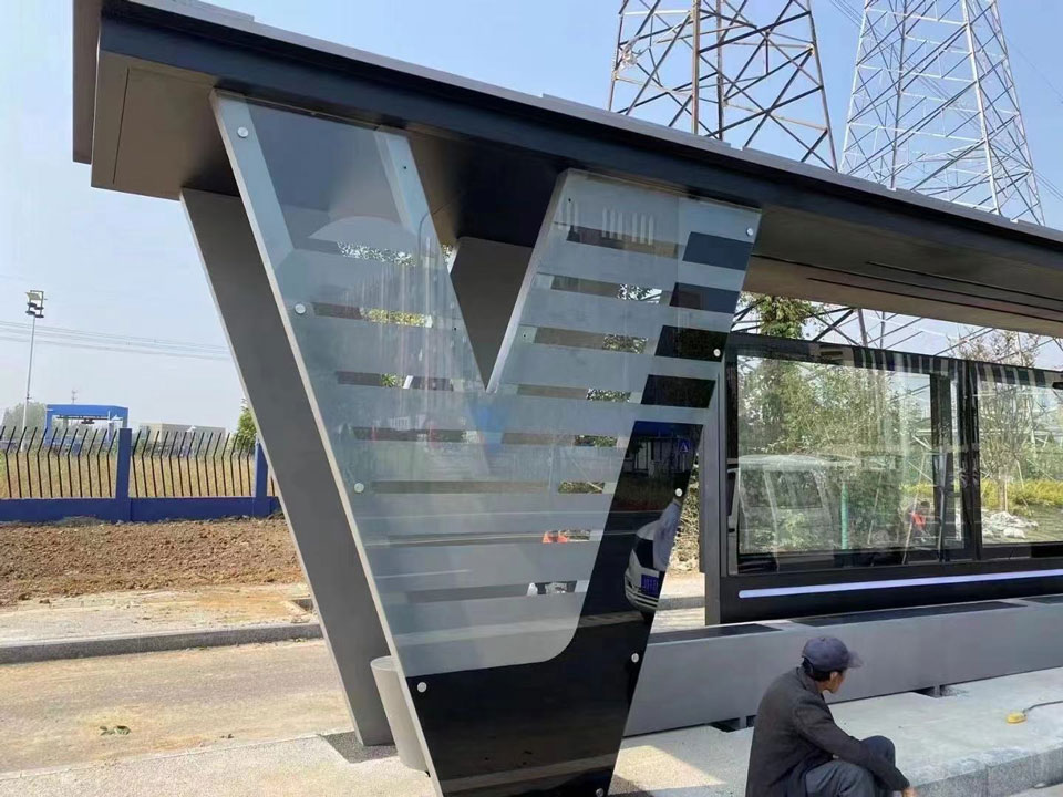 電（diàn）子站牌候車亭安裝圖